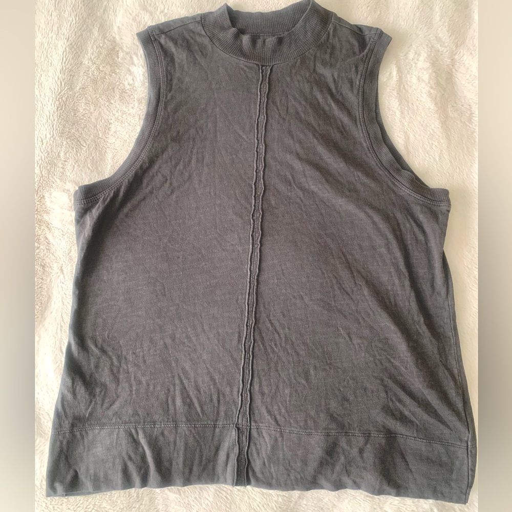 New 100% cotton sleeveless mock tee